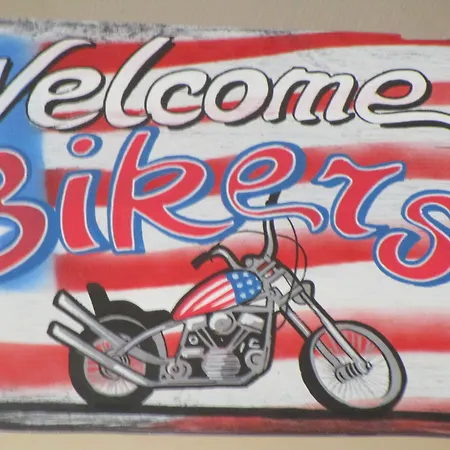 Aux Amis Reunis 2* Saint-Georges sur Loire