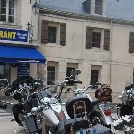 Aux Amis Reunis